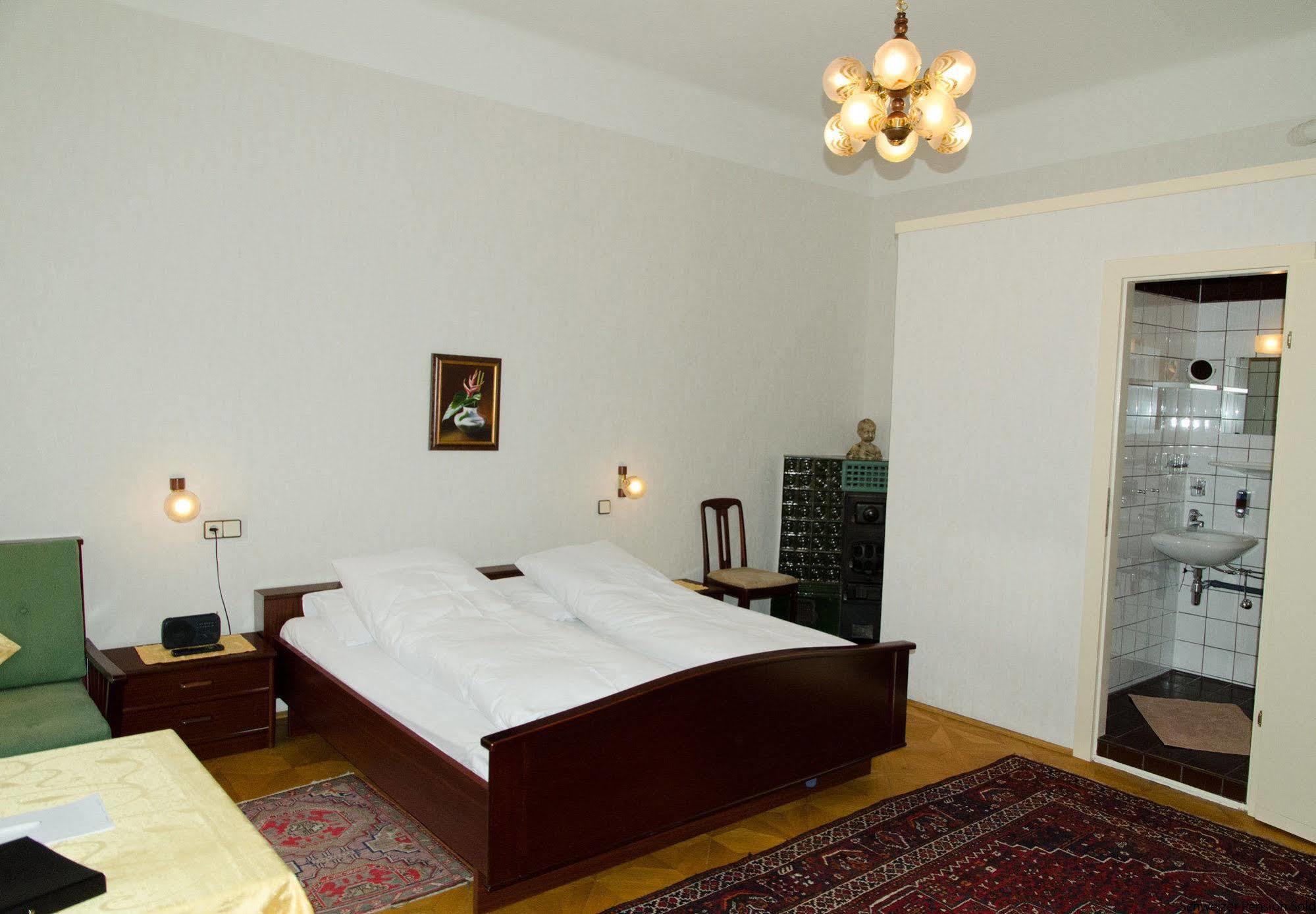 Schweizer Pension Solderer Viena Exterior foto
