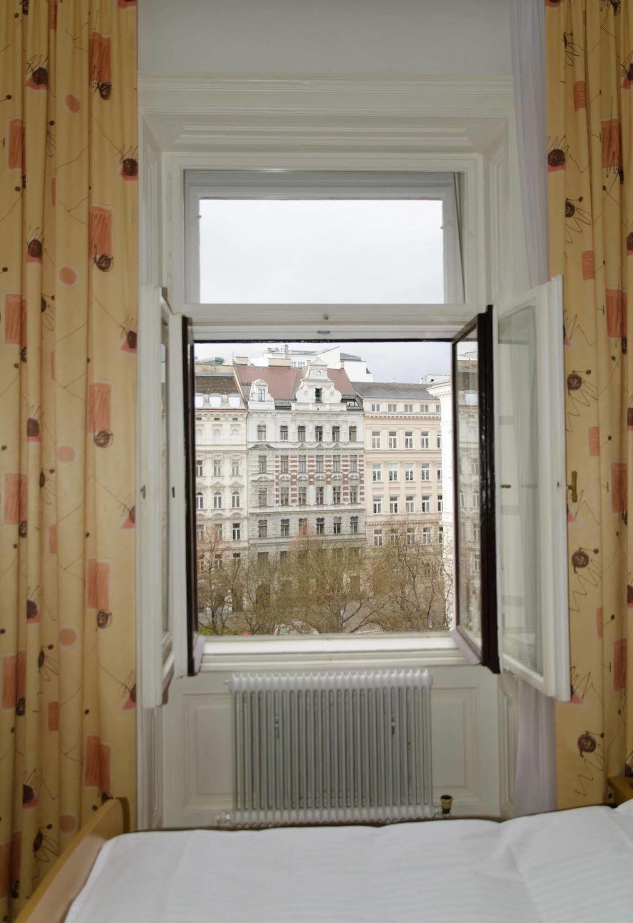 Schweizer Pension Solderer Viena Exterior foto