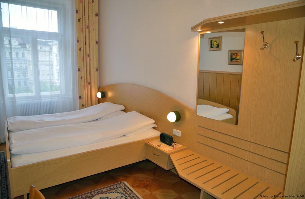 Schweizer Pension Solderer Viena Quarto foto